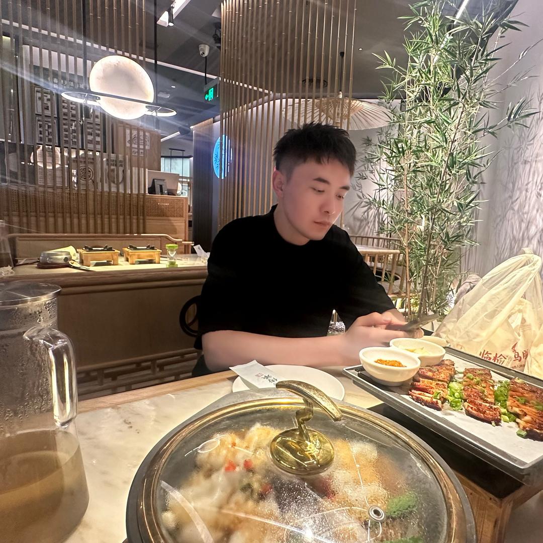 王铄