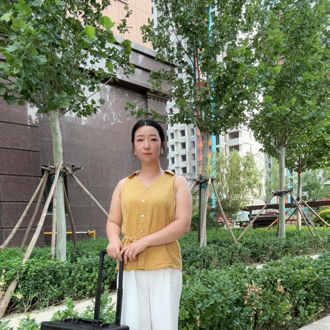 家庭美容师丽娜