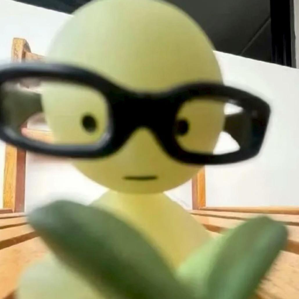 扭成麻花一样的姿势睡觉很舒服