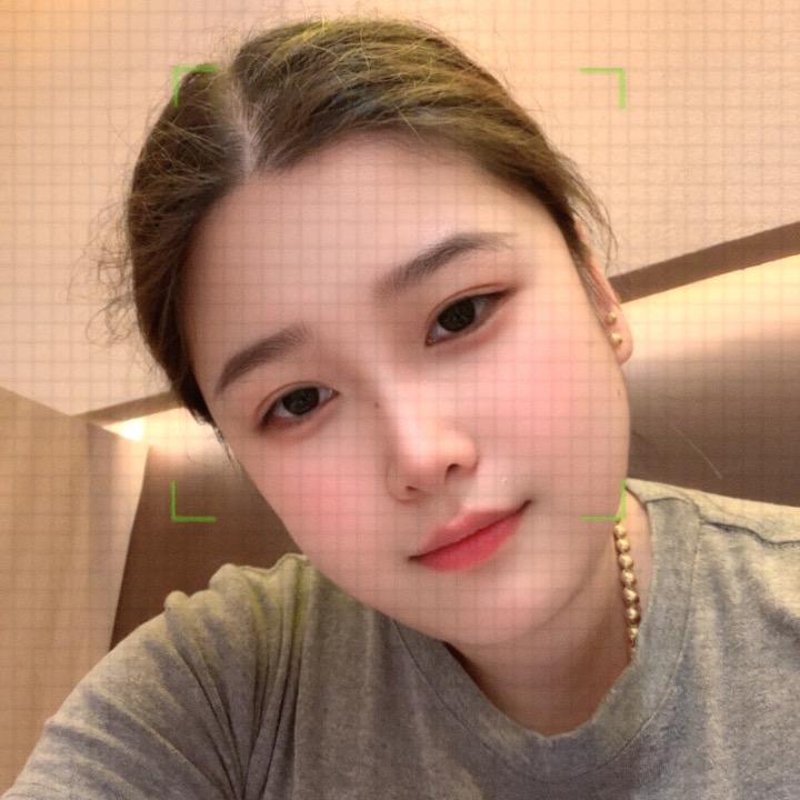 夫妻俩做豆腐年轻人