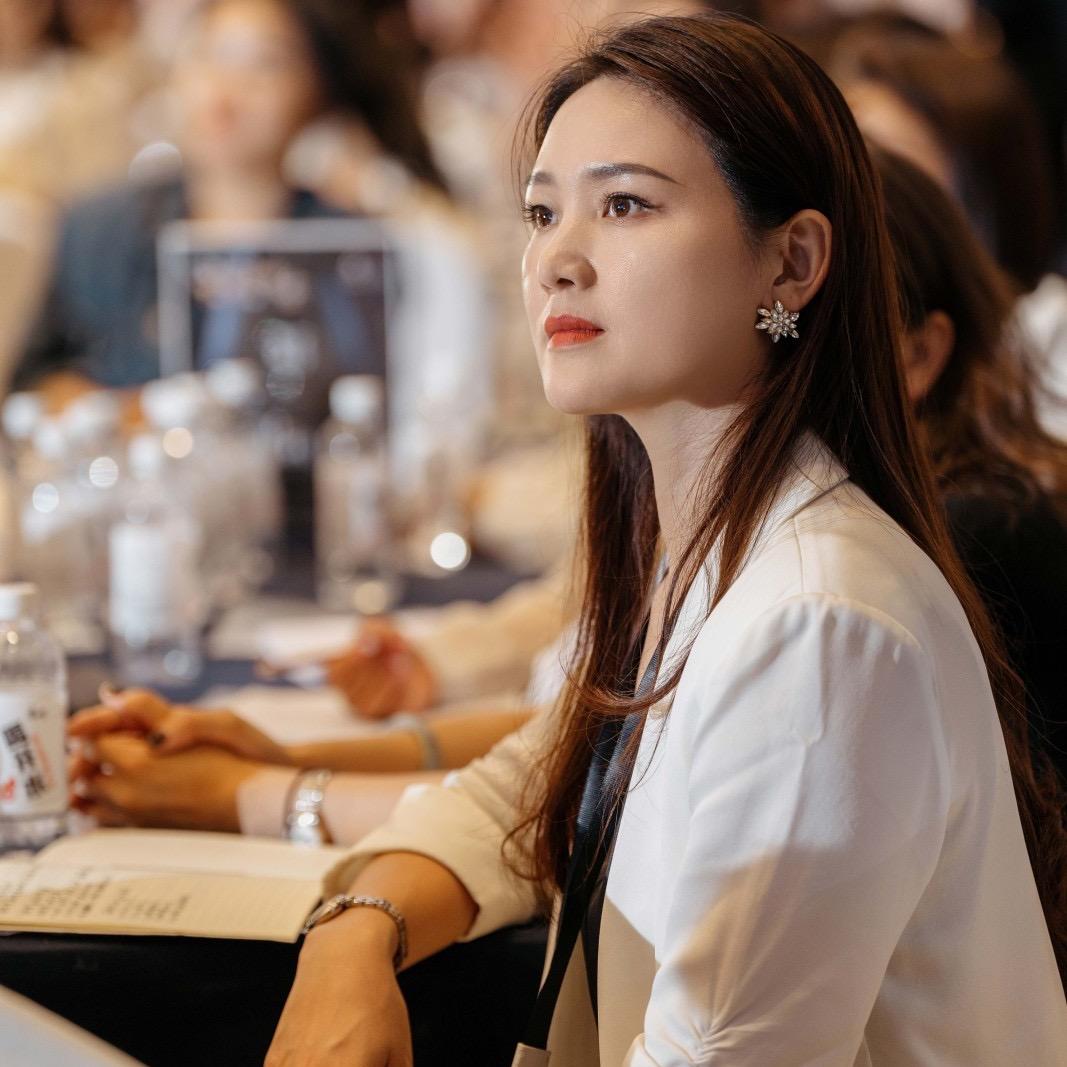 @上高眉形设计罗兰