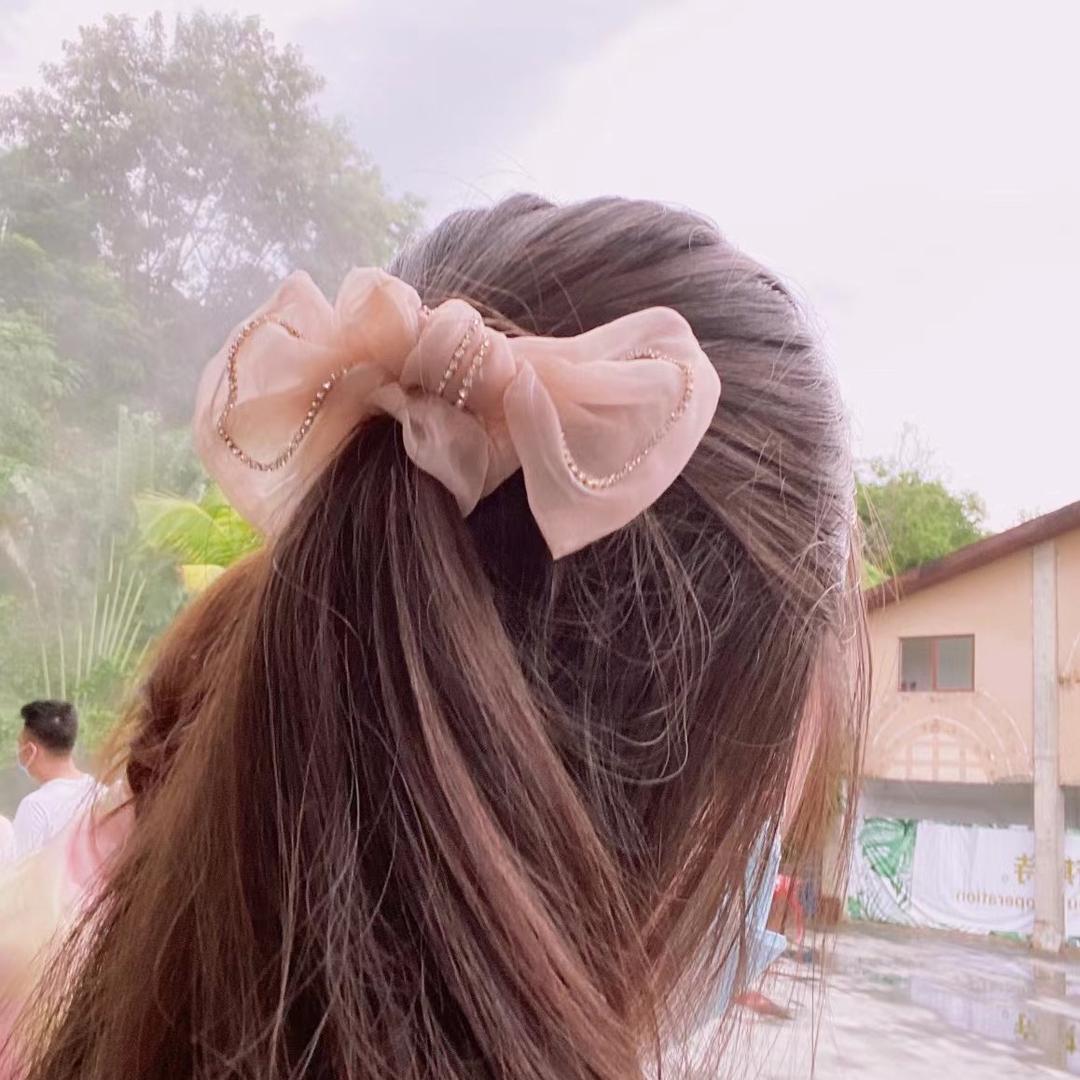 嗯