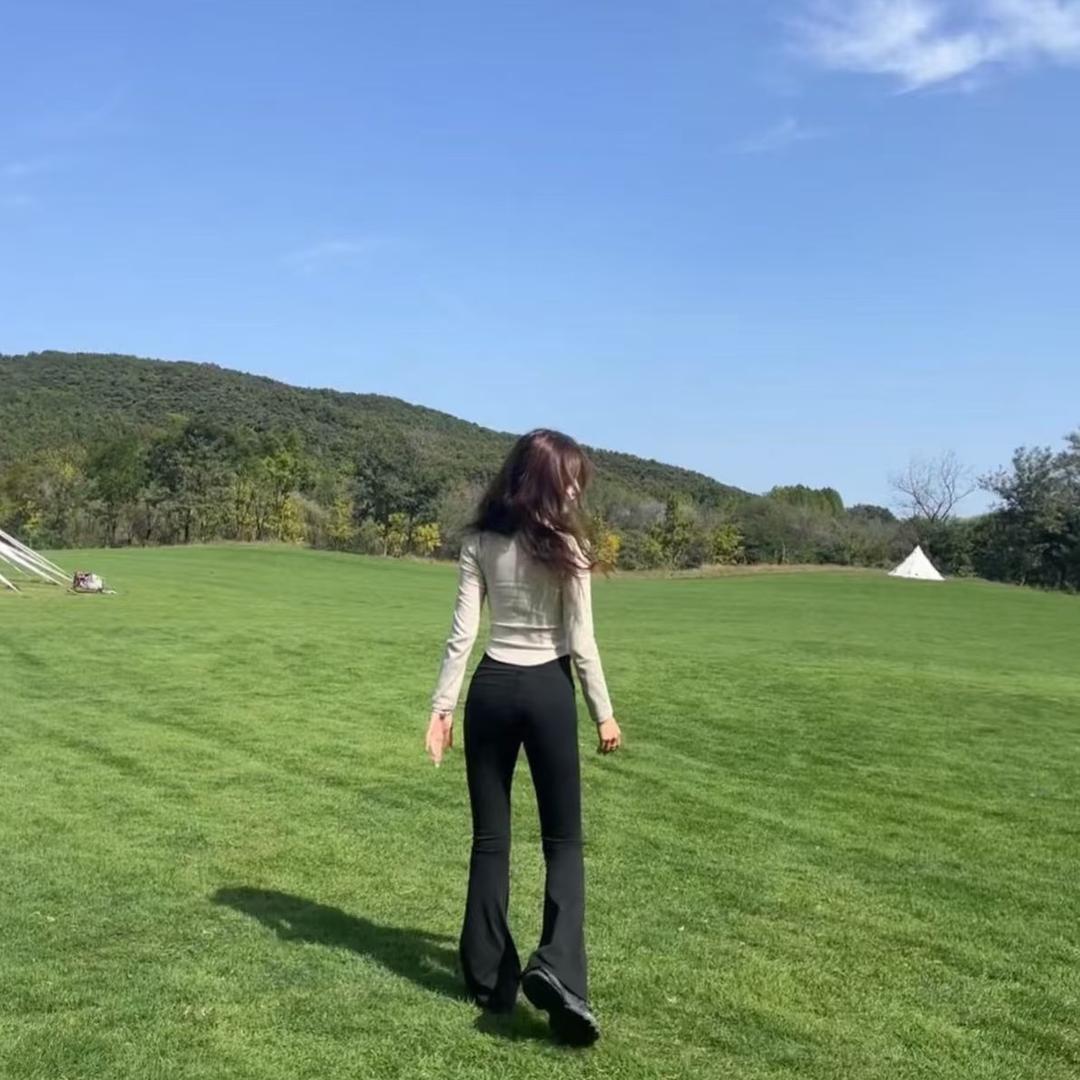 苏拉.