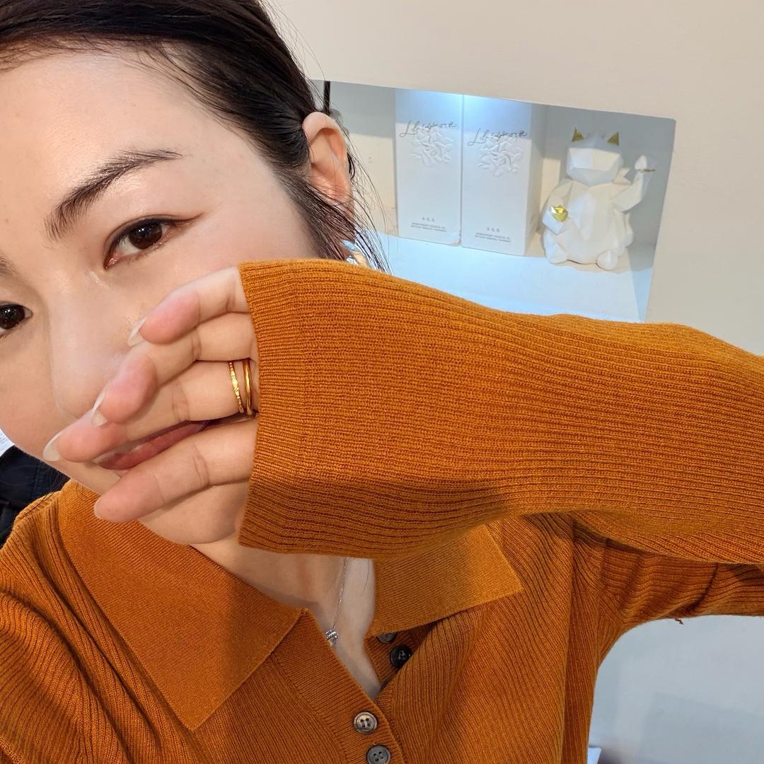 烙印女装欣欣姐