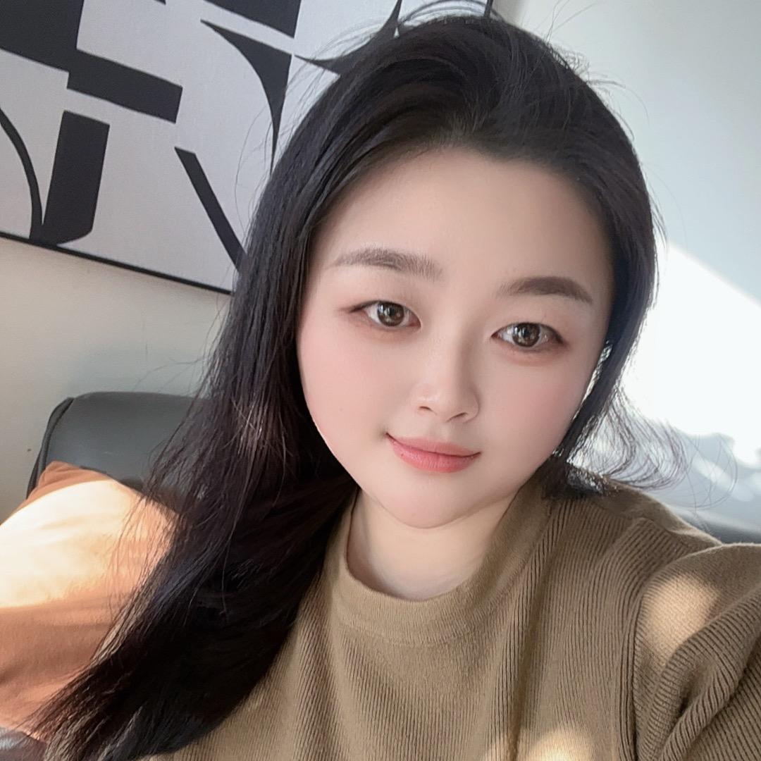靓晶晶