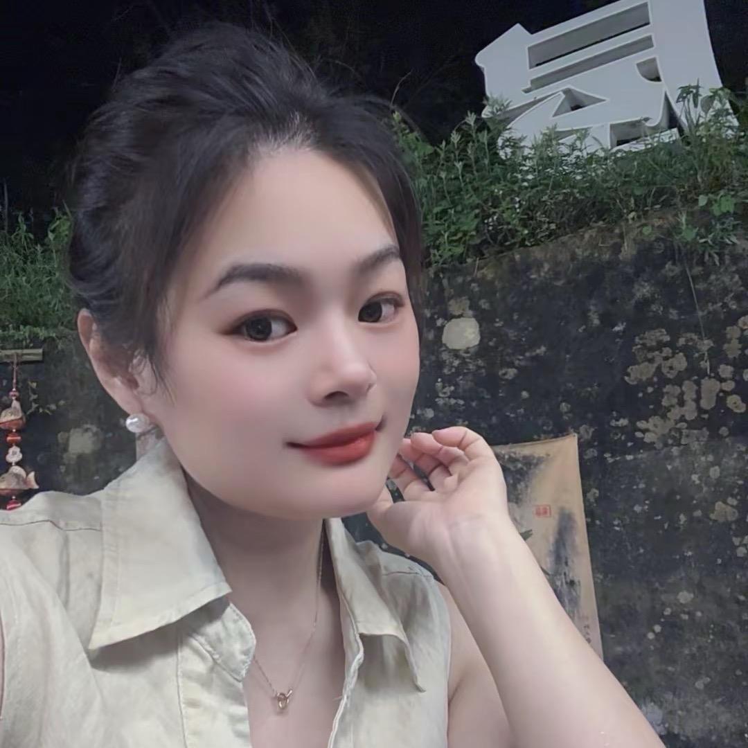 阚阚