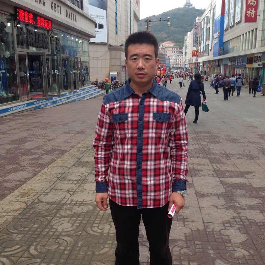 乐亭 乐府小区“雯公馆”童装店