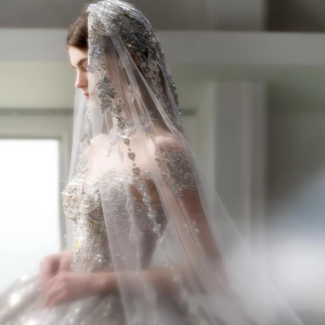 古县金玉良缘礼服馆——主理人