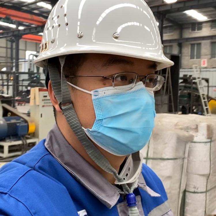 厂长雷哥