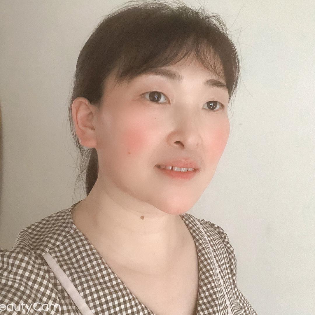 红脸妹