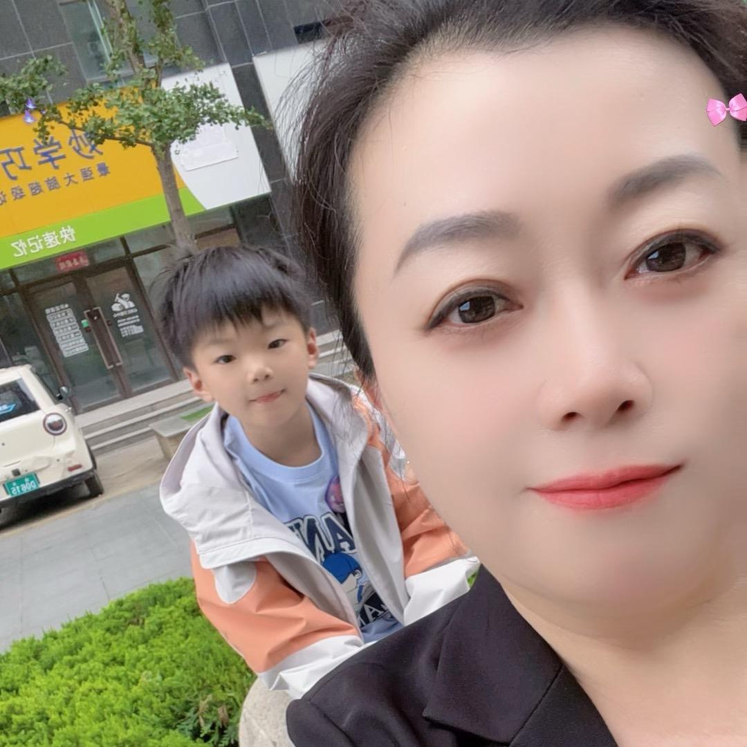 玲珑玉🐬（王依琳）