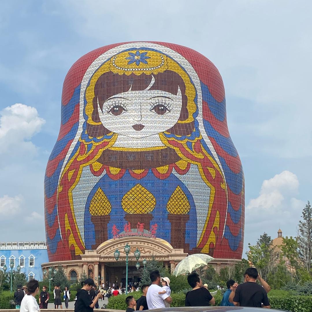 两个小学生的麻麻