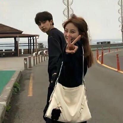 韩欣欣.