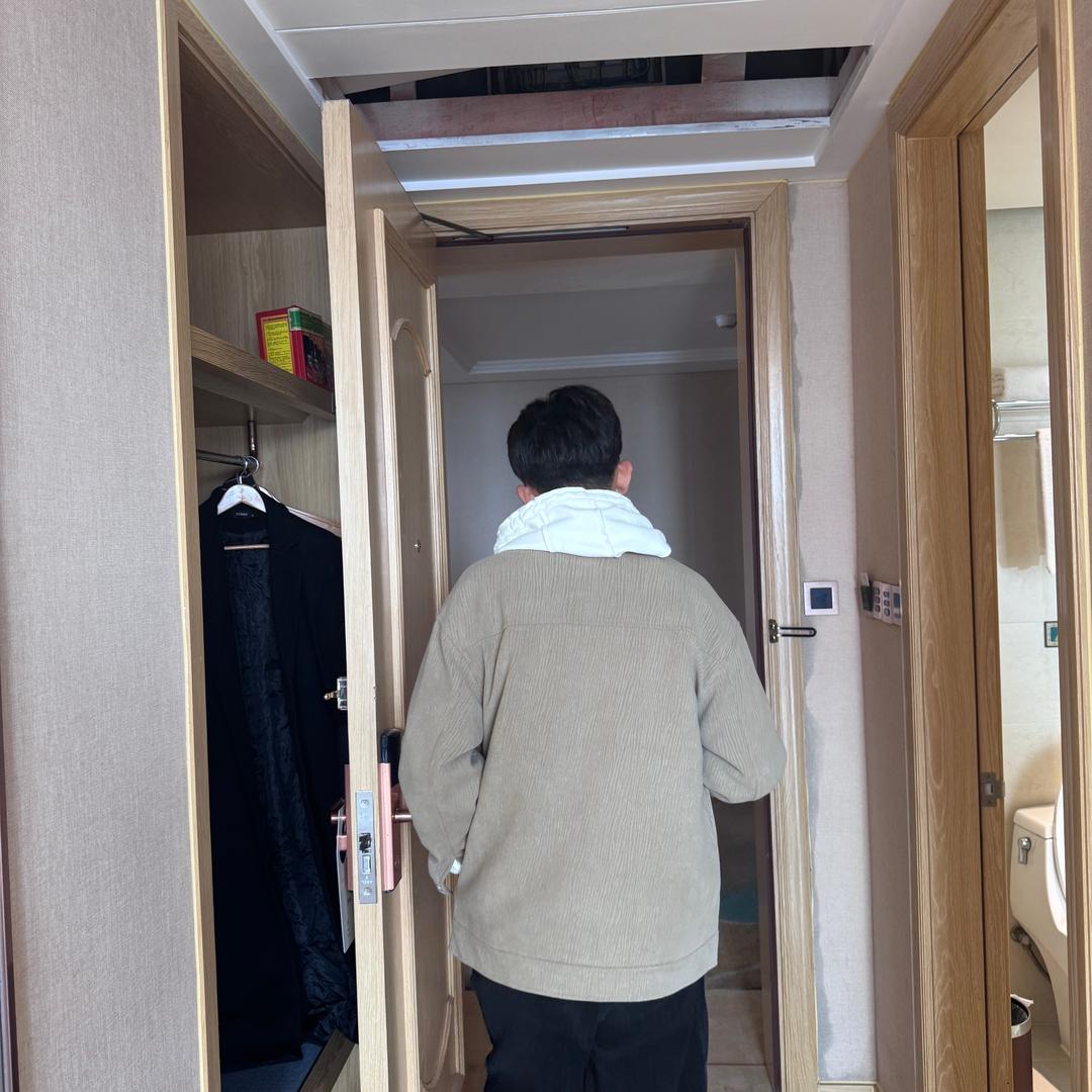 小哥