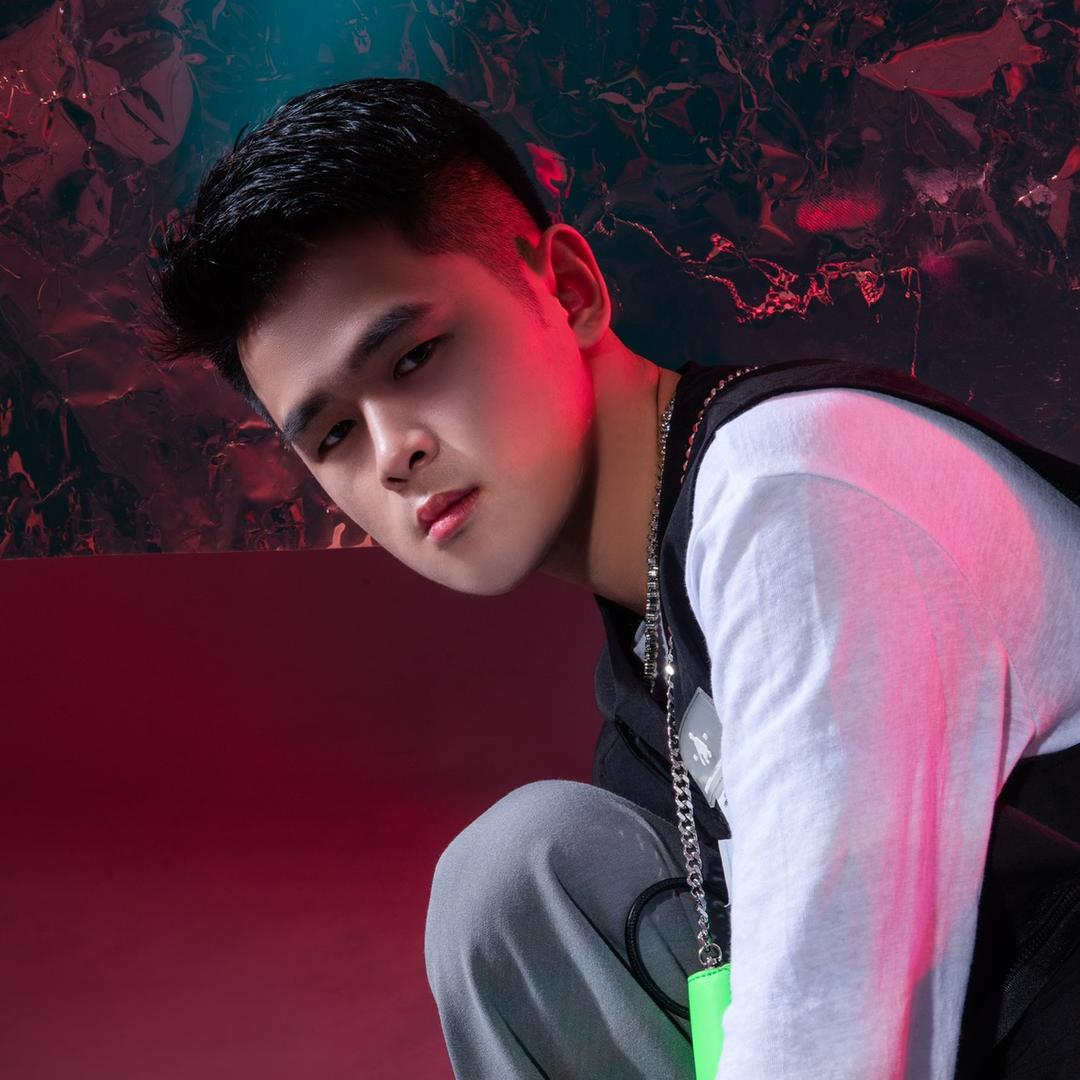 广元万达发型设计VIP造型 子辰