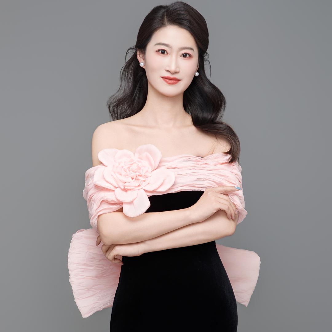 主持人李娜【招学员】