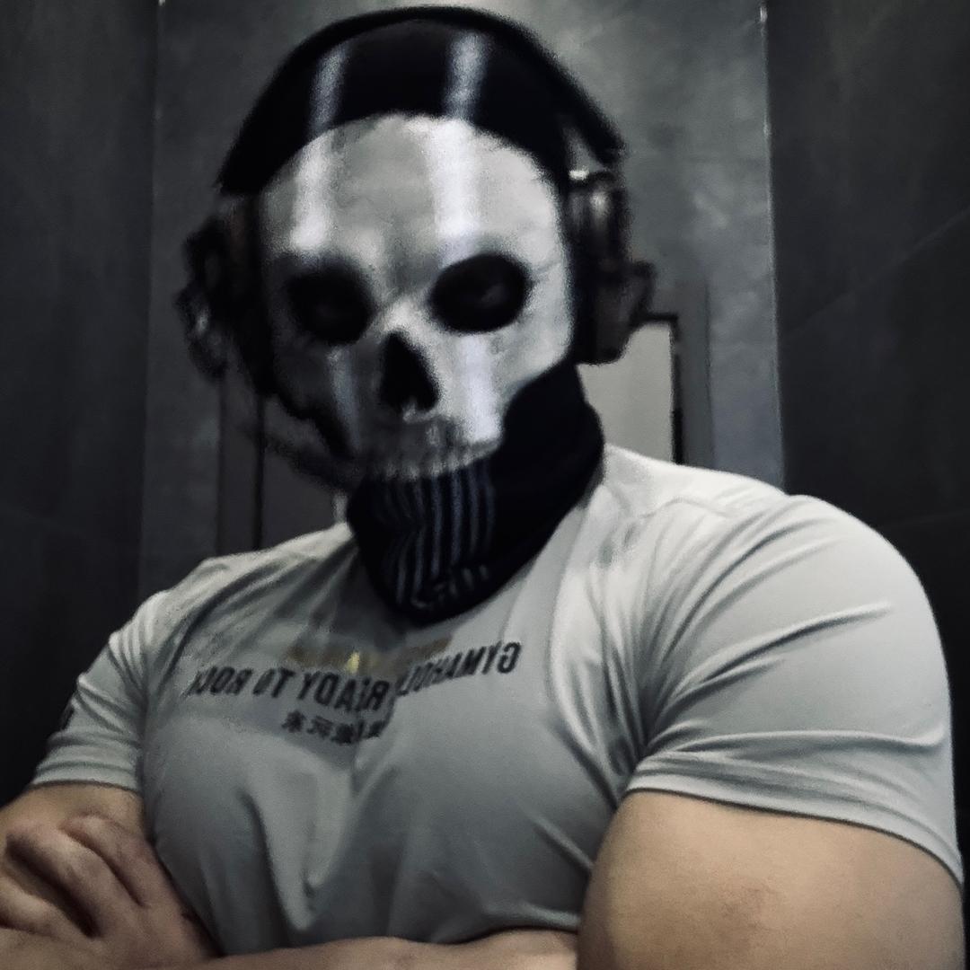 𝑮𝒉𝒐𝒔𝒕