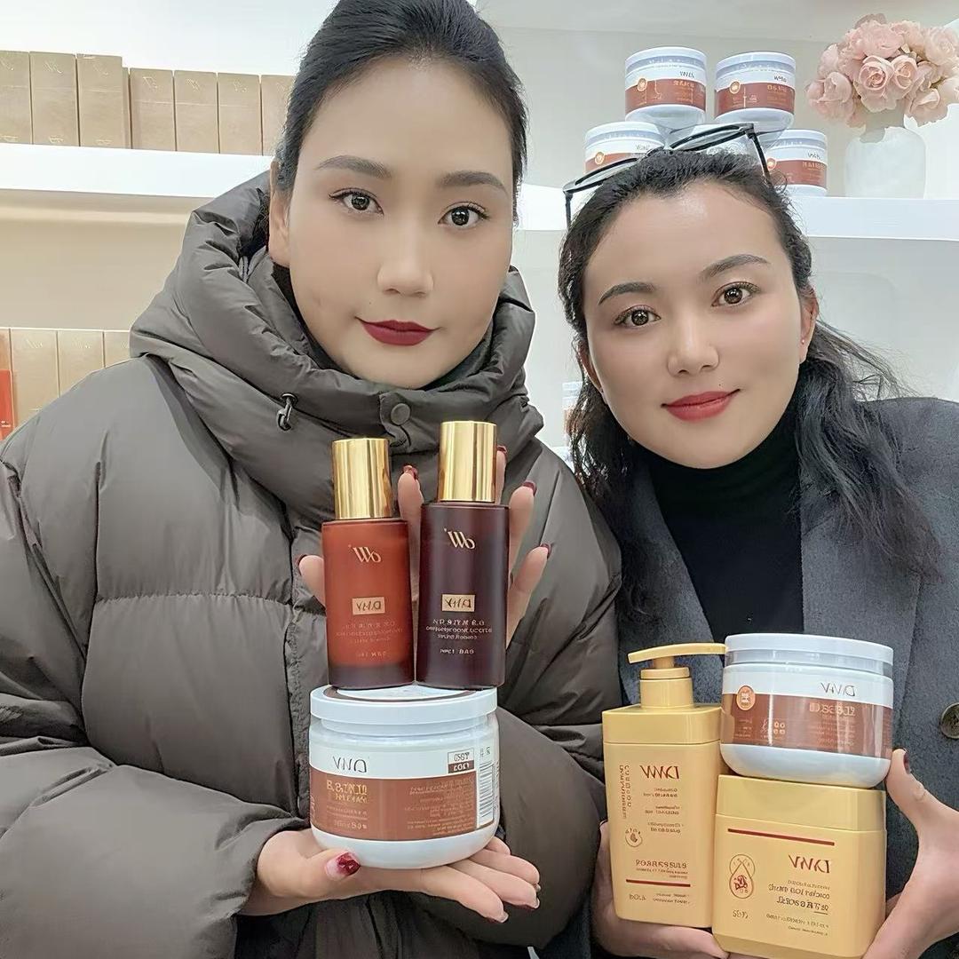 玫朵岚孜品牌创始人  曲珍 直播号