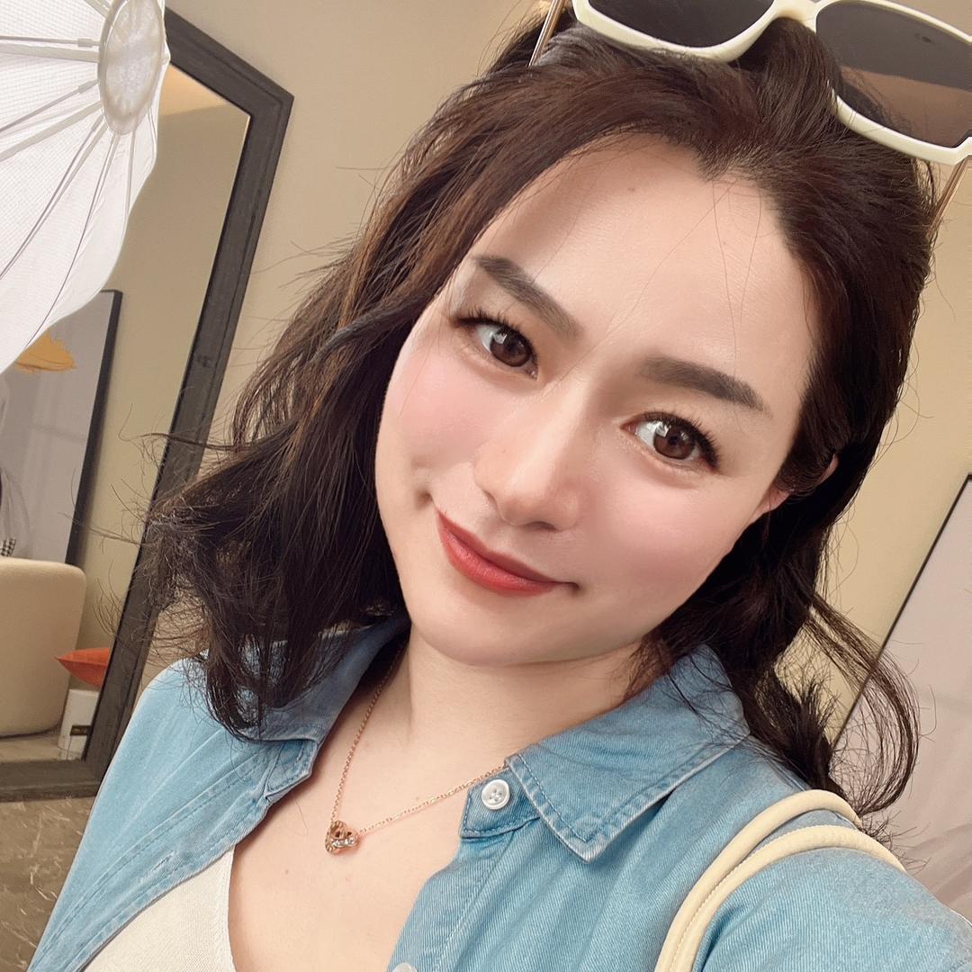 思妍服饰商行