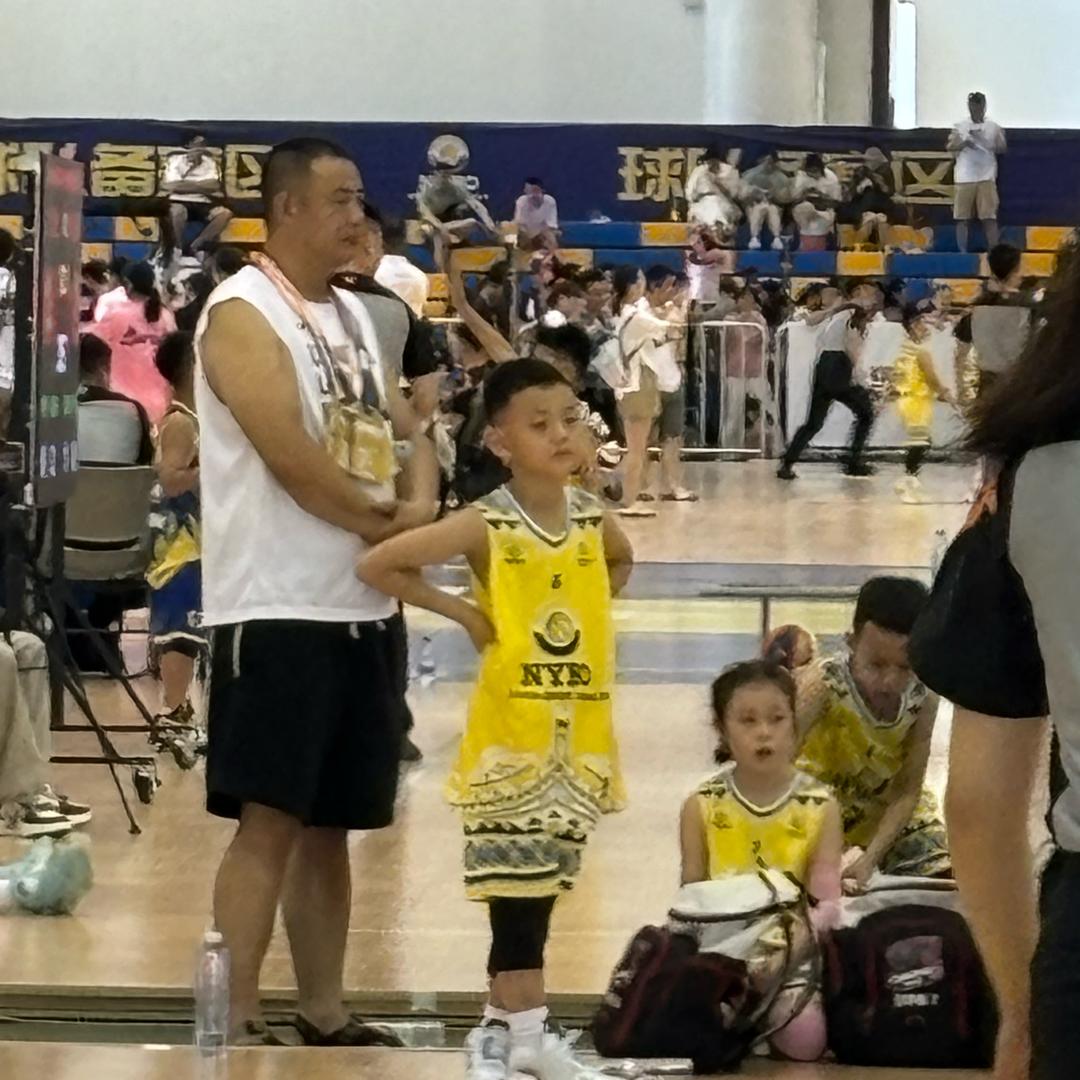 🐆🏀6 号闫乘行