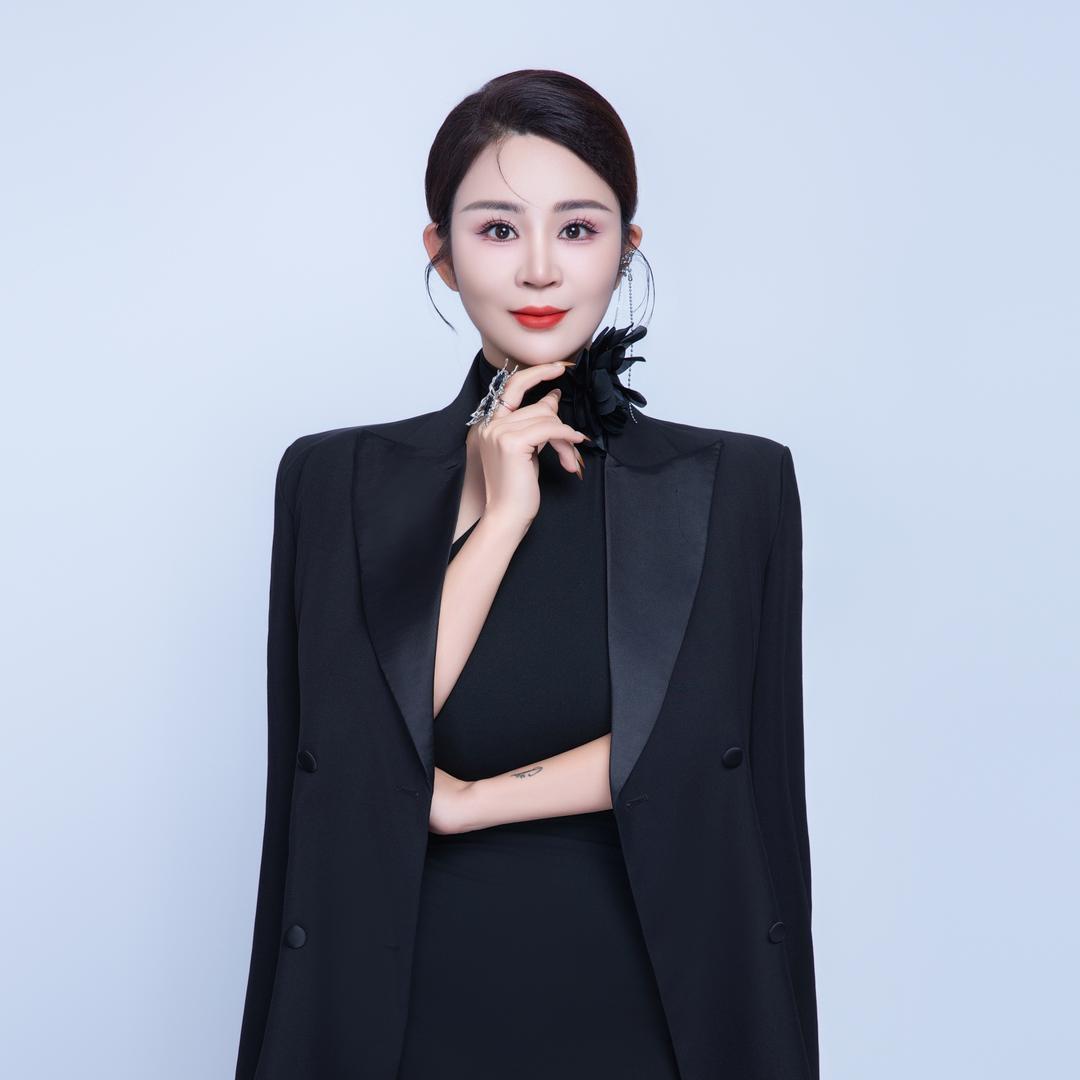 莫奈日式美甲美睫