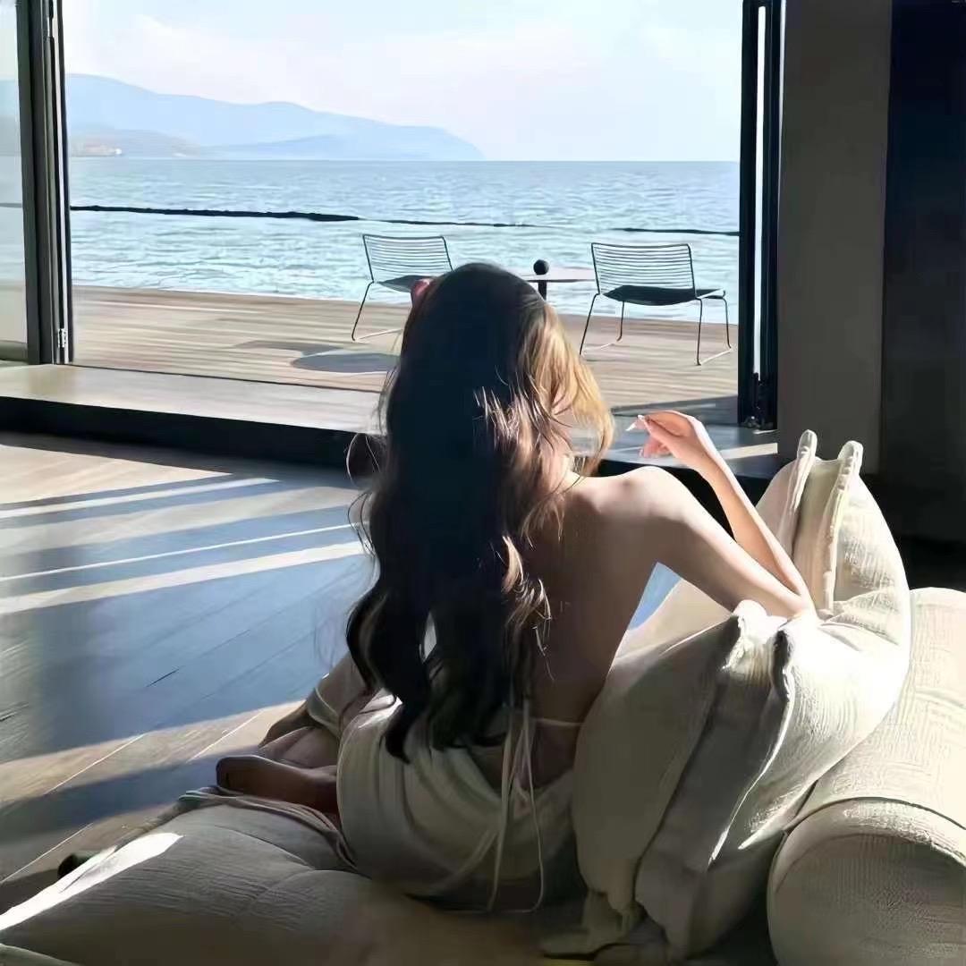 陌年微凉
