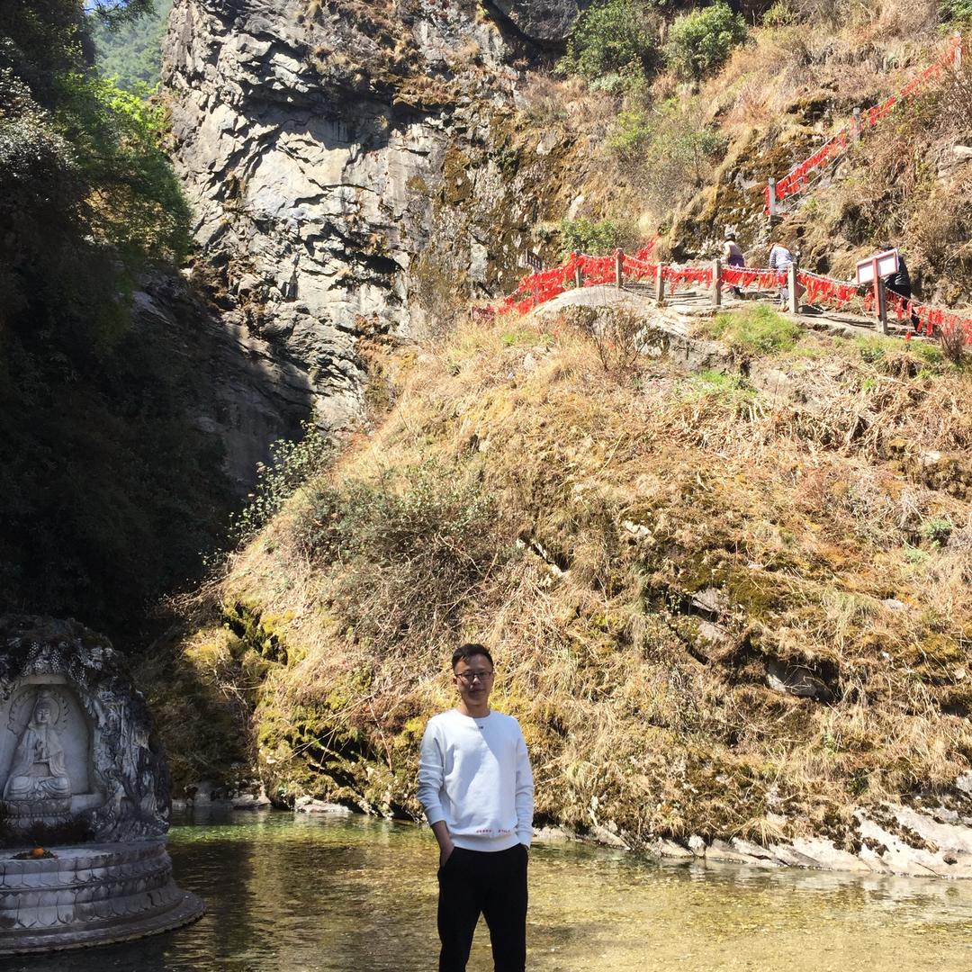 小小巍^_^