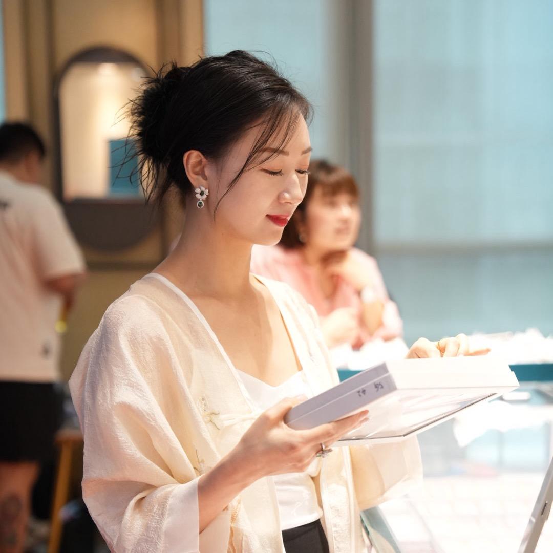 水贝巧玲黄金珠宝批发