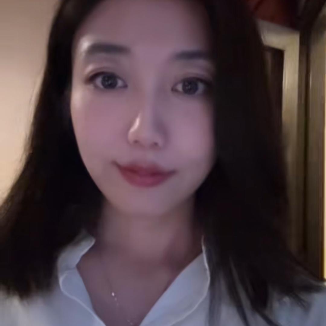 陈小姐的海（院子养鸡）