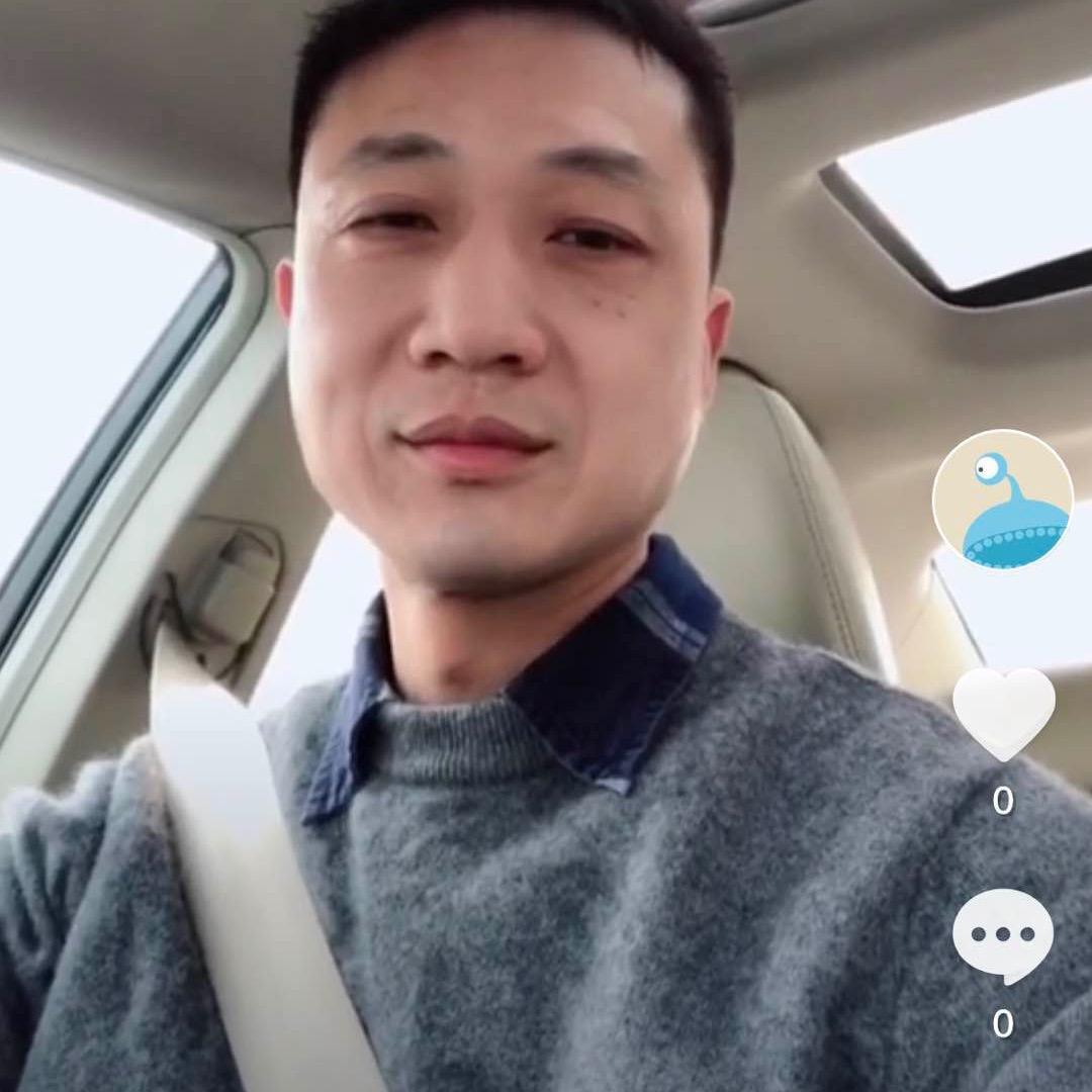 天彩设计杨