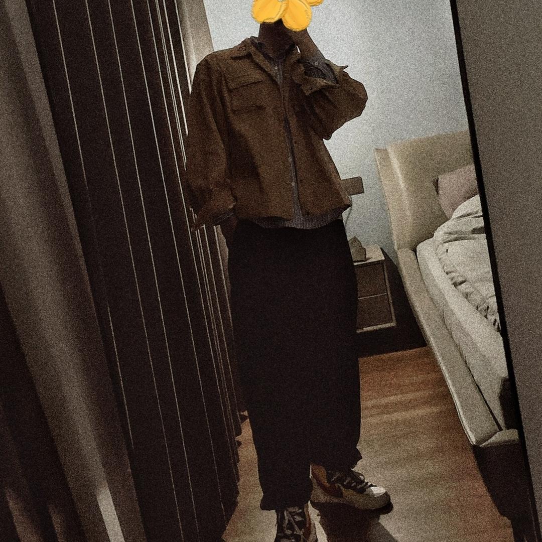 💚❤️💛🤍🖤