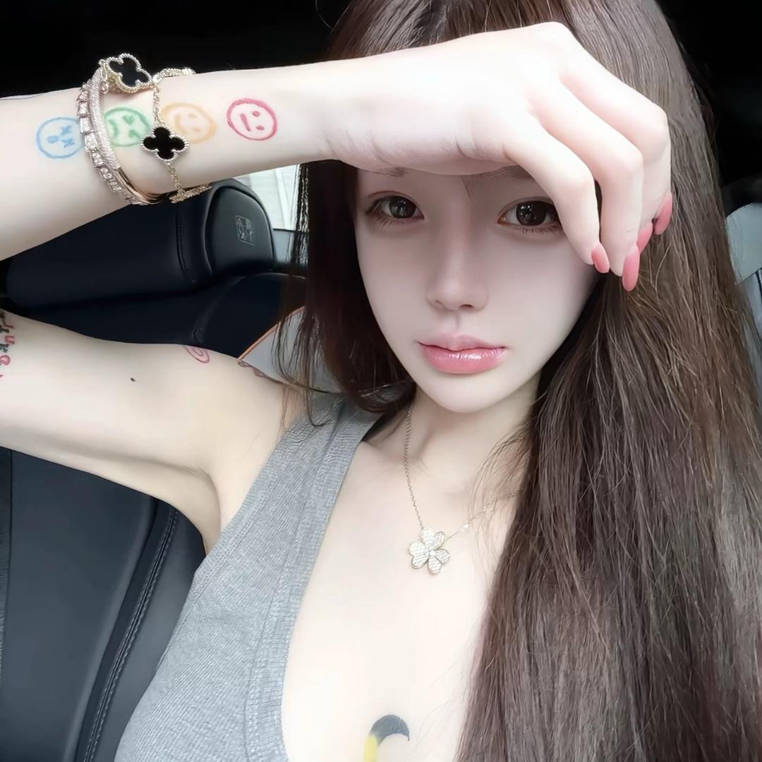 嘴硬但可爱