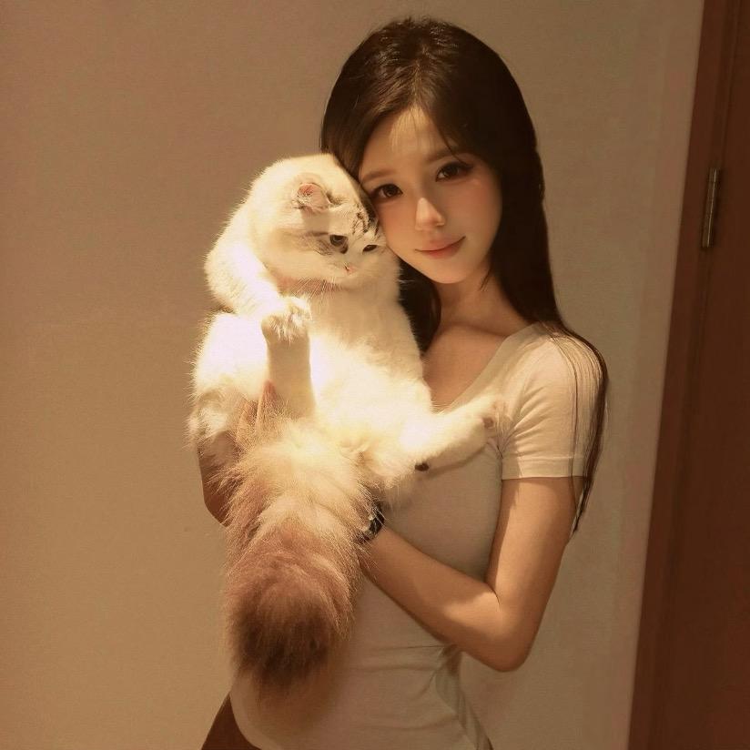 偷亲矜贵清冷男神第99次