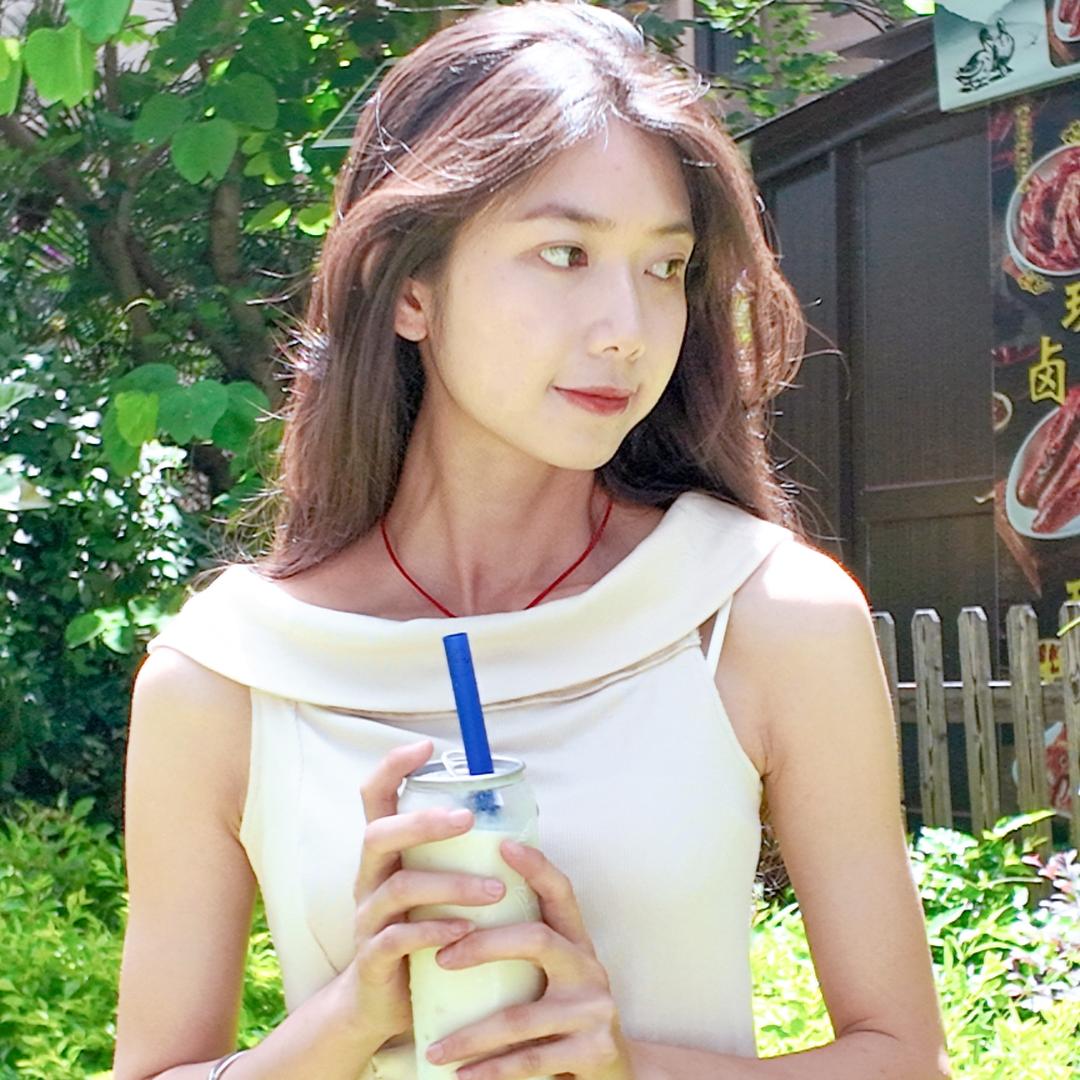 易百万爱吃青菜