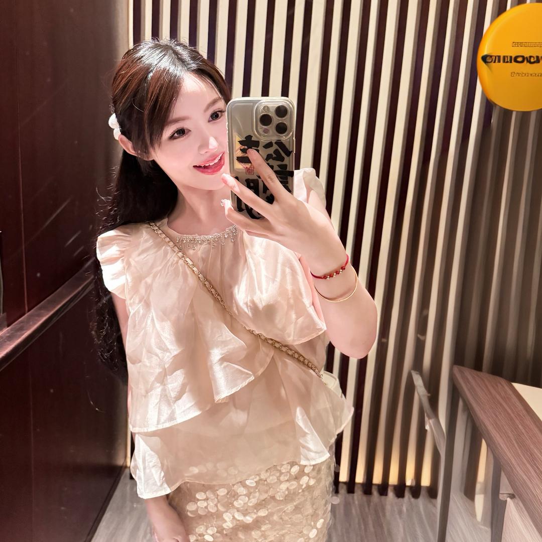 Yoki大金金女装（新号开播）