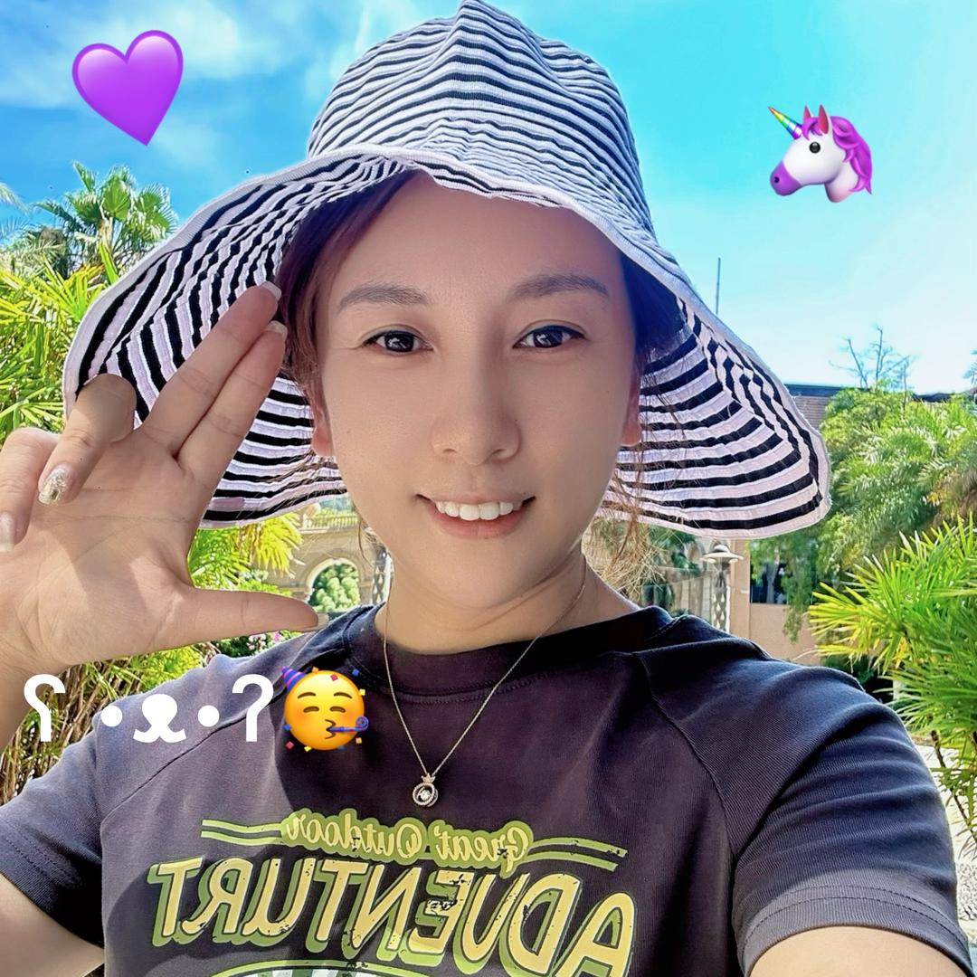小璐姐逛吃南充