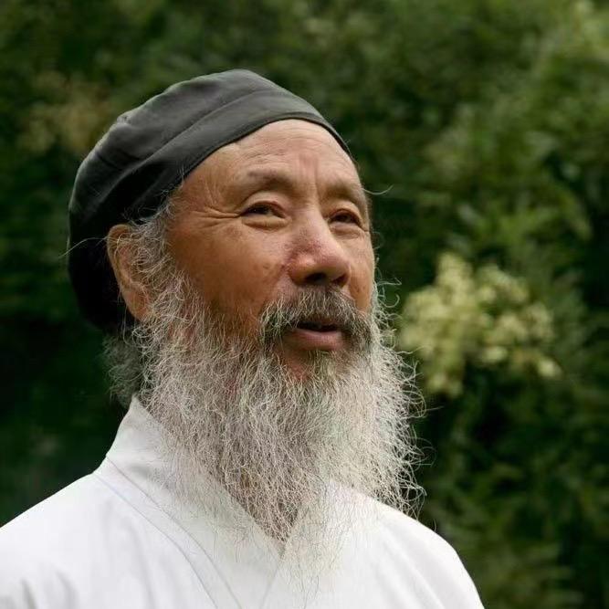 加隆