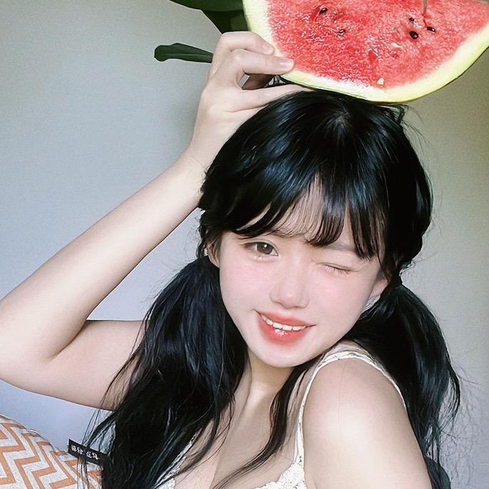 是小鹿呀૮ .  ̫ . ა
