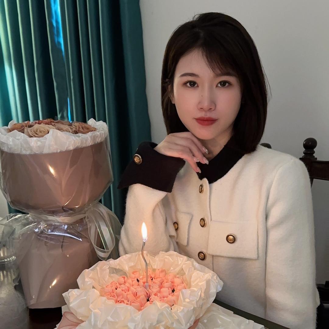欣欣轻奢睡衣