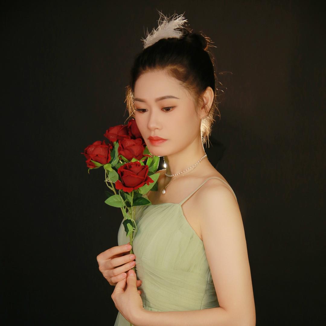 QINSU轻素美妆官方号