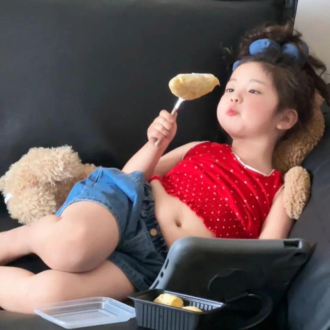 资深吃货艺术家