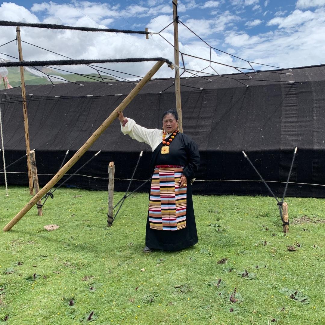 བསམ་དཀར་ལྷན་མེད།