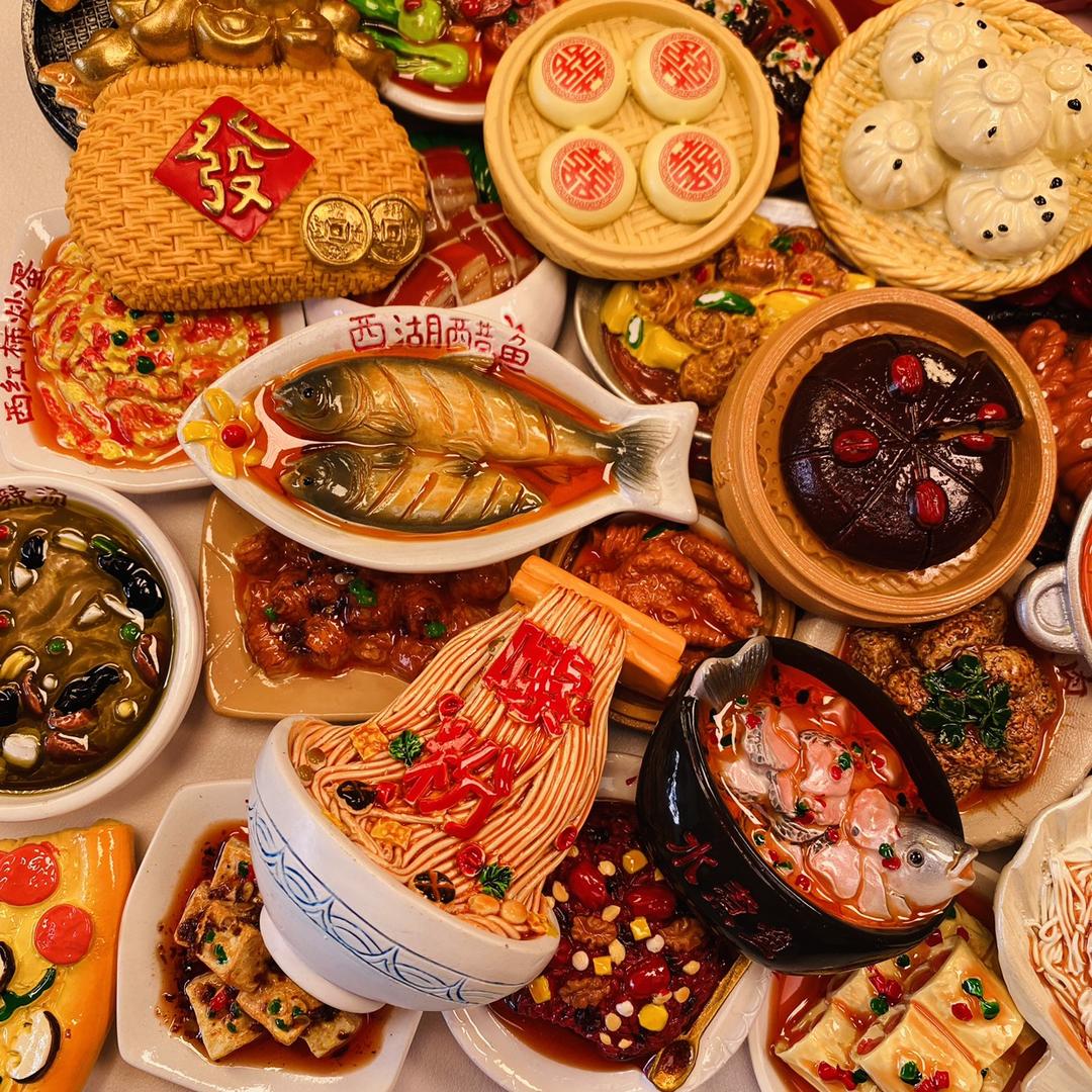 钱多多潮玩食玩
