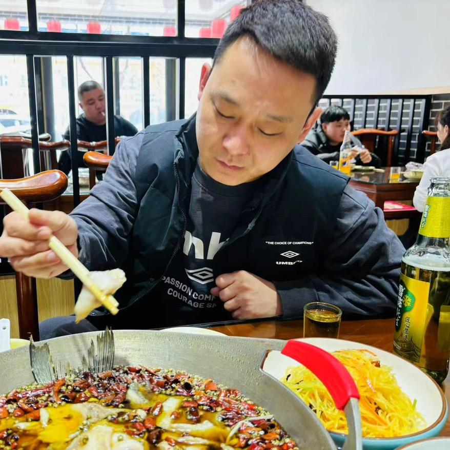 小老板揣新（聚福楼铜锅）
