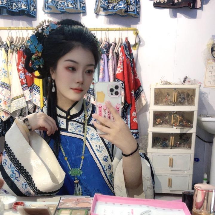 不美不萌不倾城
