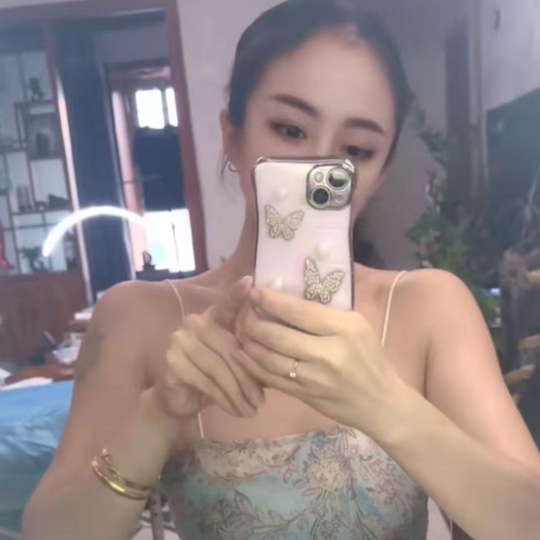 妞贝，瑜伽and美学