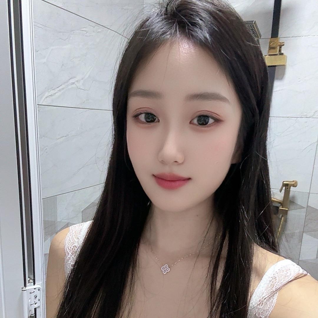a-Cy