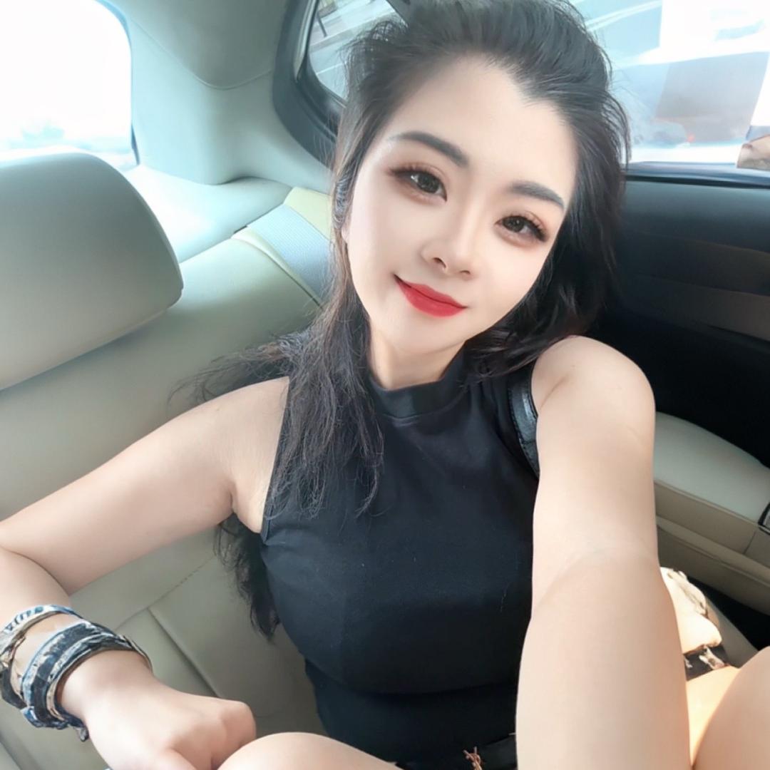 @是赵能能^_^吖
