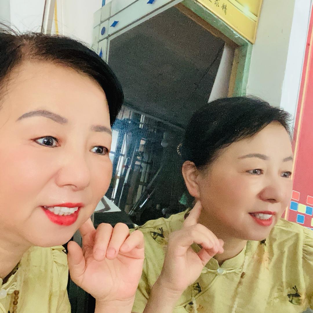 莺歌燕舞💃