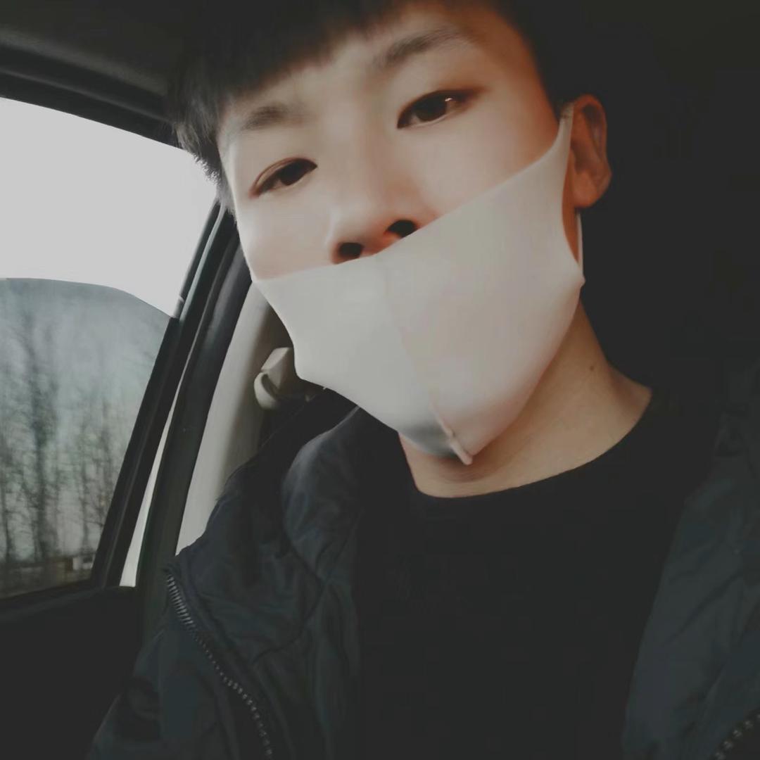 思念的人住在弯月亮🌙